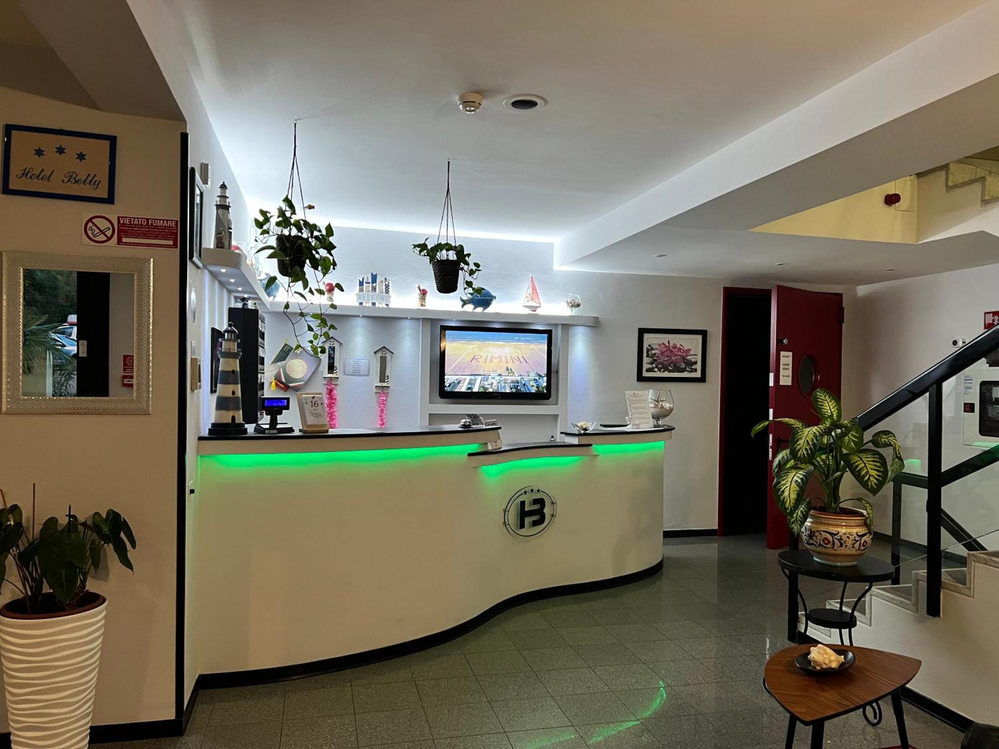 רימיני Hotel Betty מראה חיצוני תמונה
