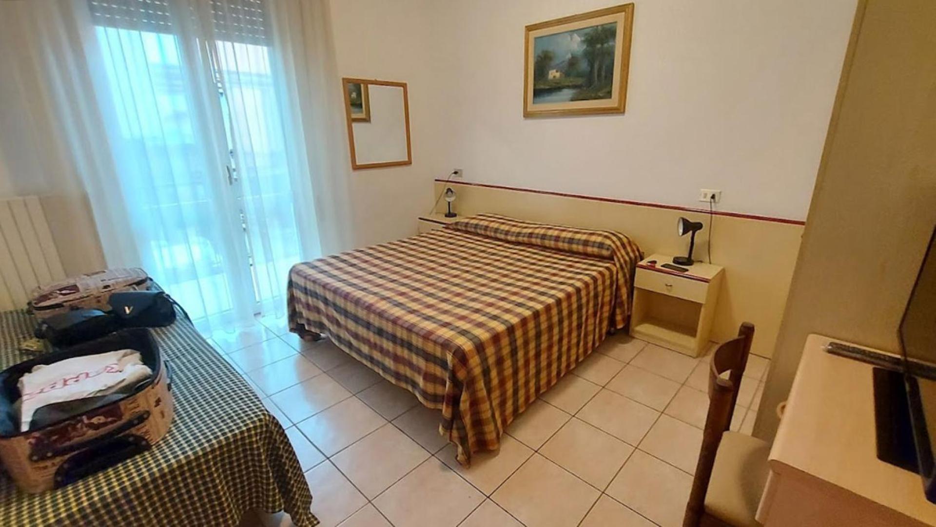 רימיני Hotel Betty מראה חיצוני תמונה